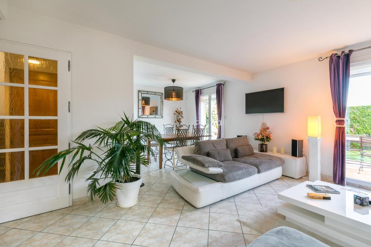 Charmante Maison Climatisee Avec Son Jardin A 5 Minutes De Dijon Saint-Apollinaire  ภายนอก รูปภาพ